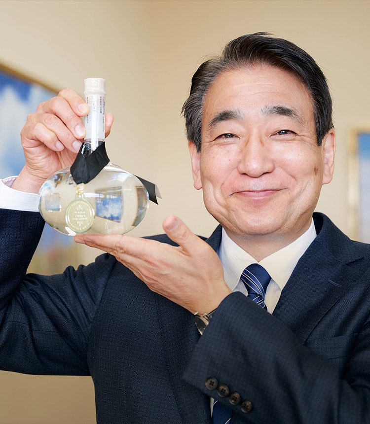 下田雅彦「もろみの過程で見つけた蔵付き酵母。それが『いいちこ酵母』の発見でした。」｜think KOJI 麹文化と発酵｜koji note[三和酒類株式会社]