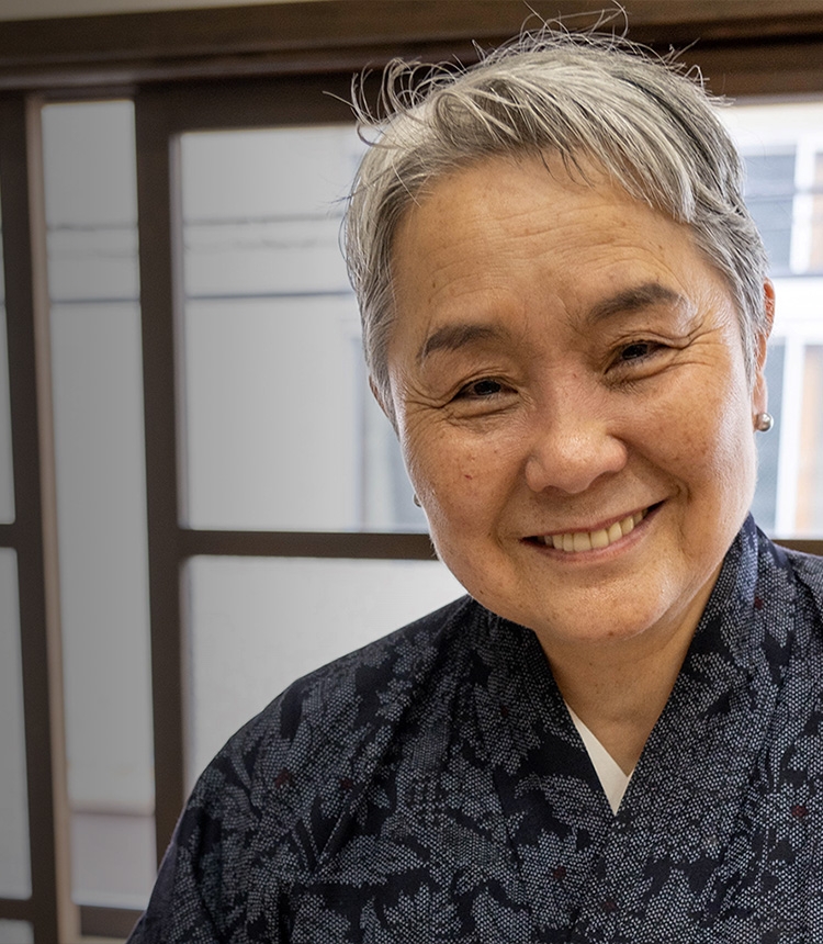 浅利妙峰「食べ物で世界平和を導きたい。その先端にこうじがあってほしい」｜think KOJI 麹文化と発酵｜koji note[三和酒類株式会社]