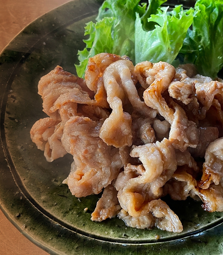 舘野真知子「しょうが焼きとニラ玉。定番メニューもあま酒でふんわり仕上げに」｜think KOJI 麹文化と発酵｜koji note[三和酒類株式会社]