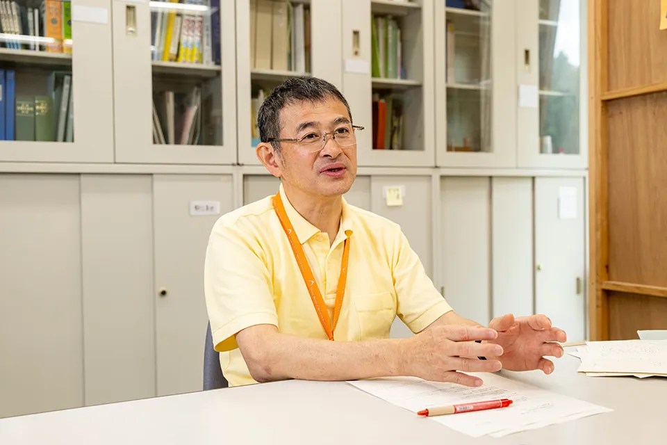 国立科学博物館 植物研究部長の細矢剛さん