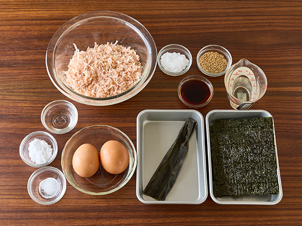 かつおぶしで海苔たまふりかけの材料