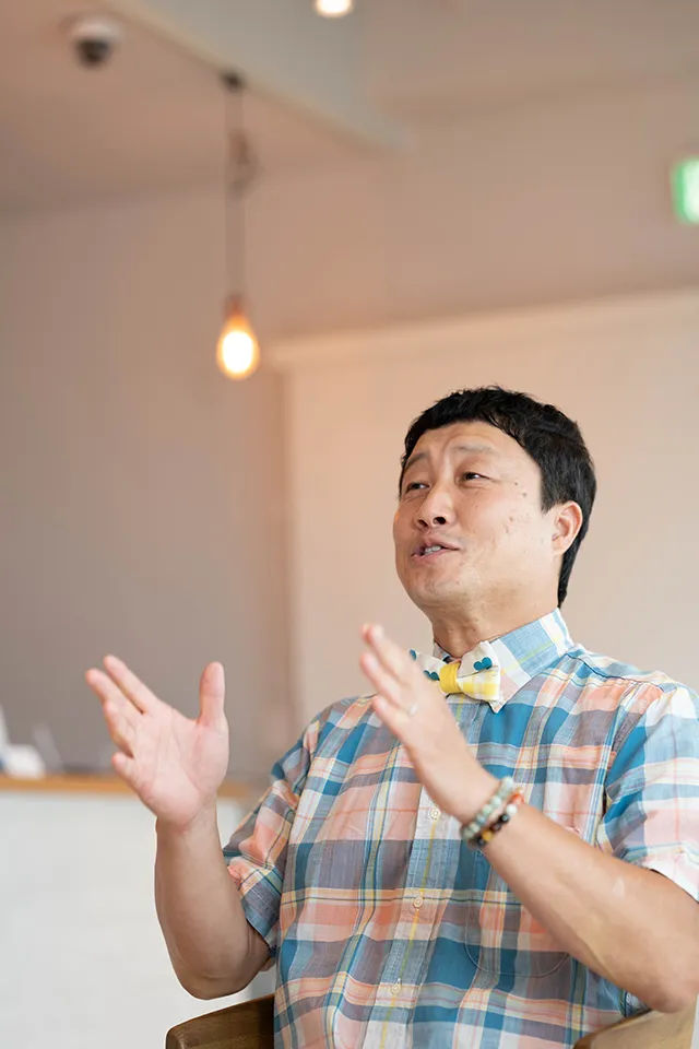 お笑い芸人「Wエンジン」えとう窓口